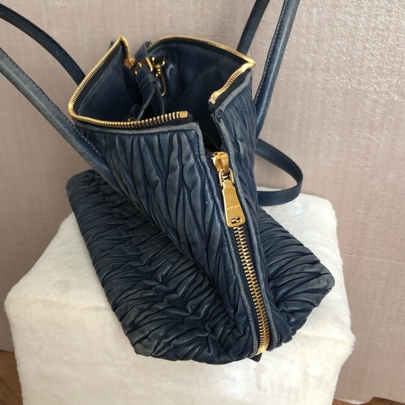 Miu Miu Authentic leather cross body - Picture 4 of 8